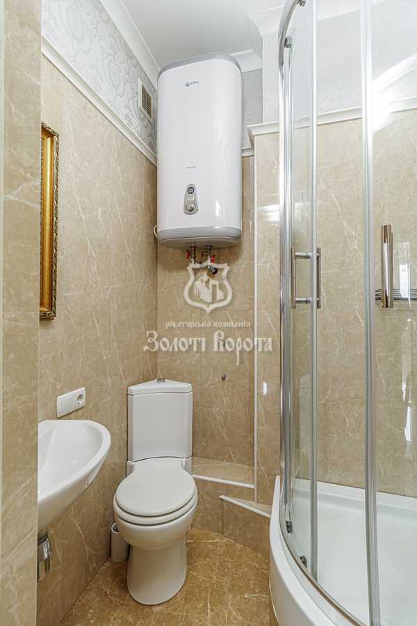 Продажа 3-комнатной квартиры 117.2 м², Валерия Лобановского просп., 150Д