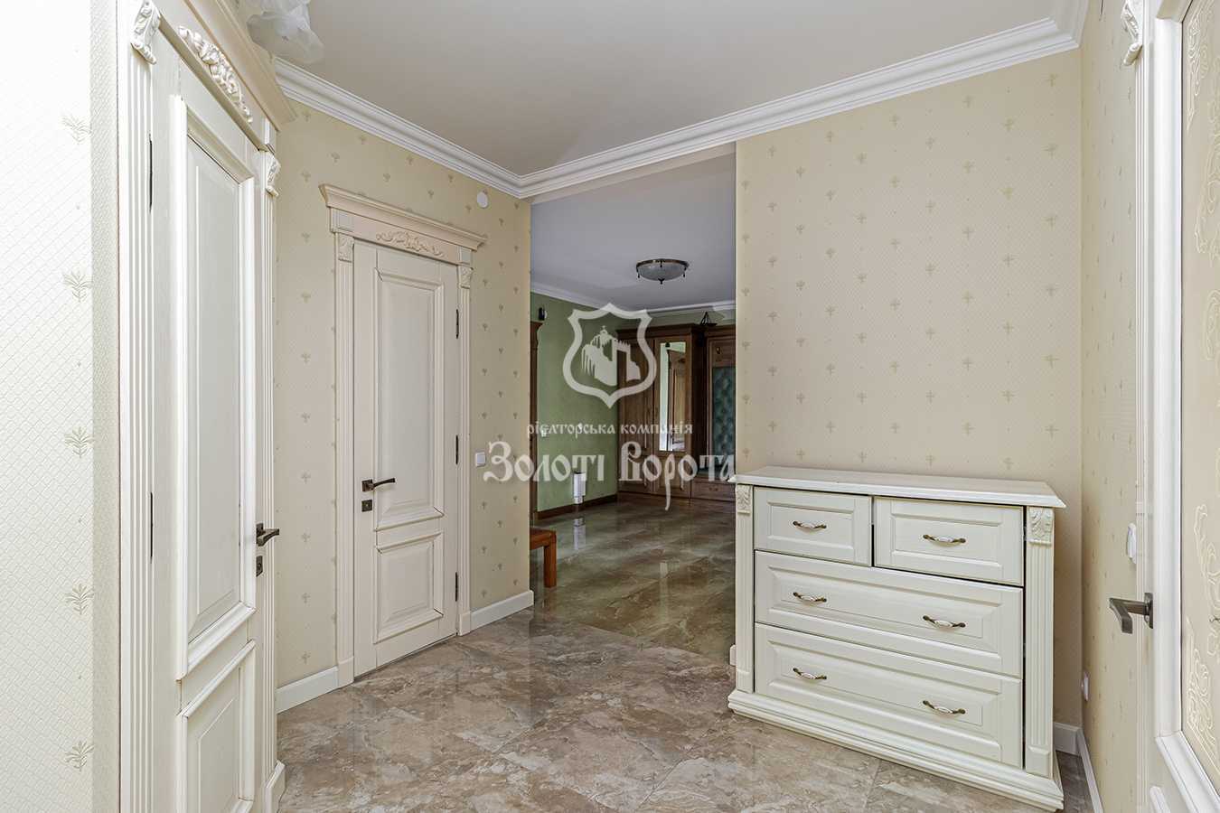 Продажа 3-комнатной квартиры 117.2 м², Валерия Лобановского просп., 150Д