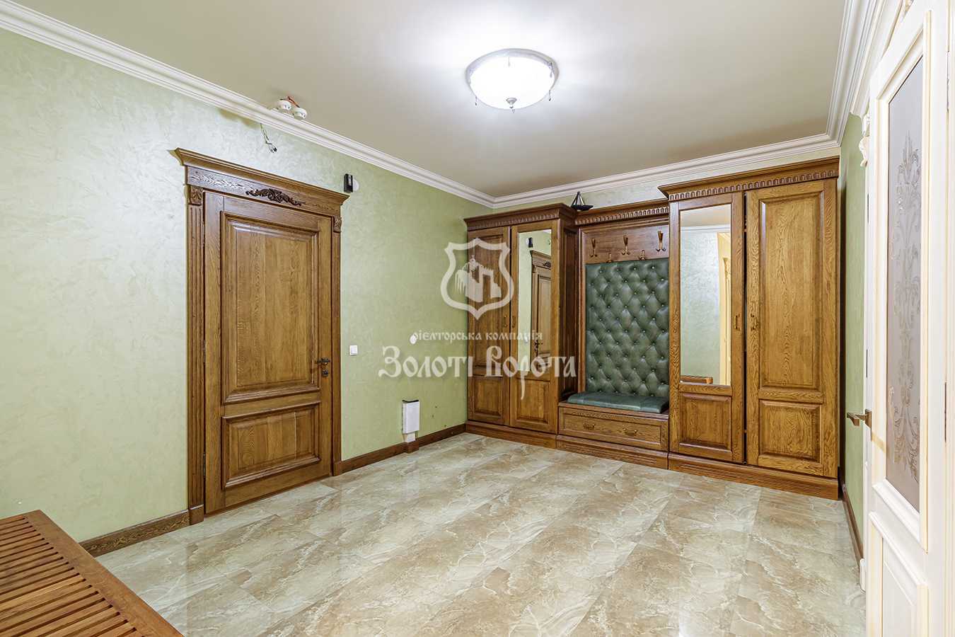 Продажа 3-комнатной квартиры 117.2 м², Валерия Лобановского просп., 150Д