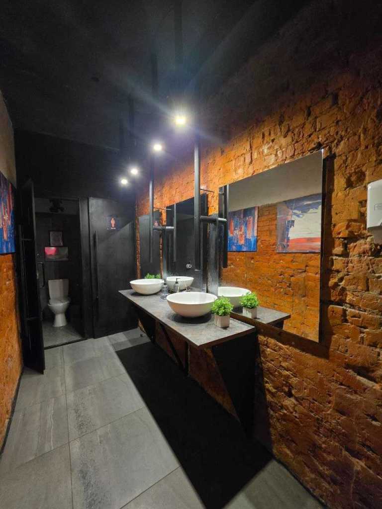 Продажа здания другого назначения 180 м², Логинова ул., 1