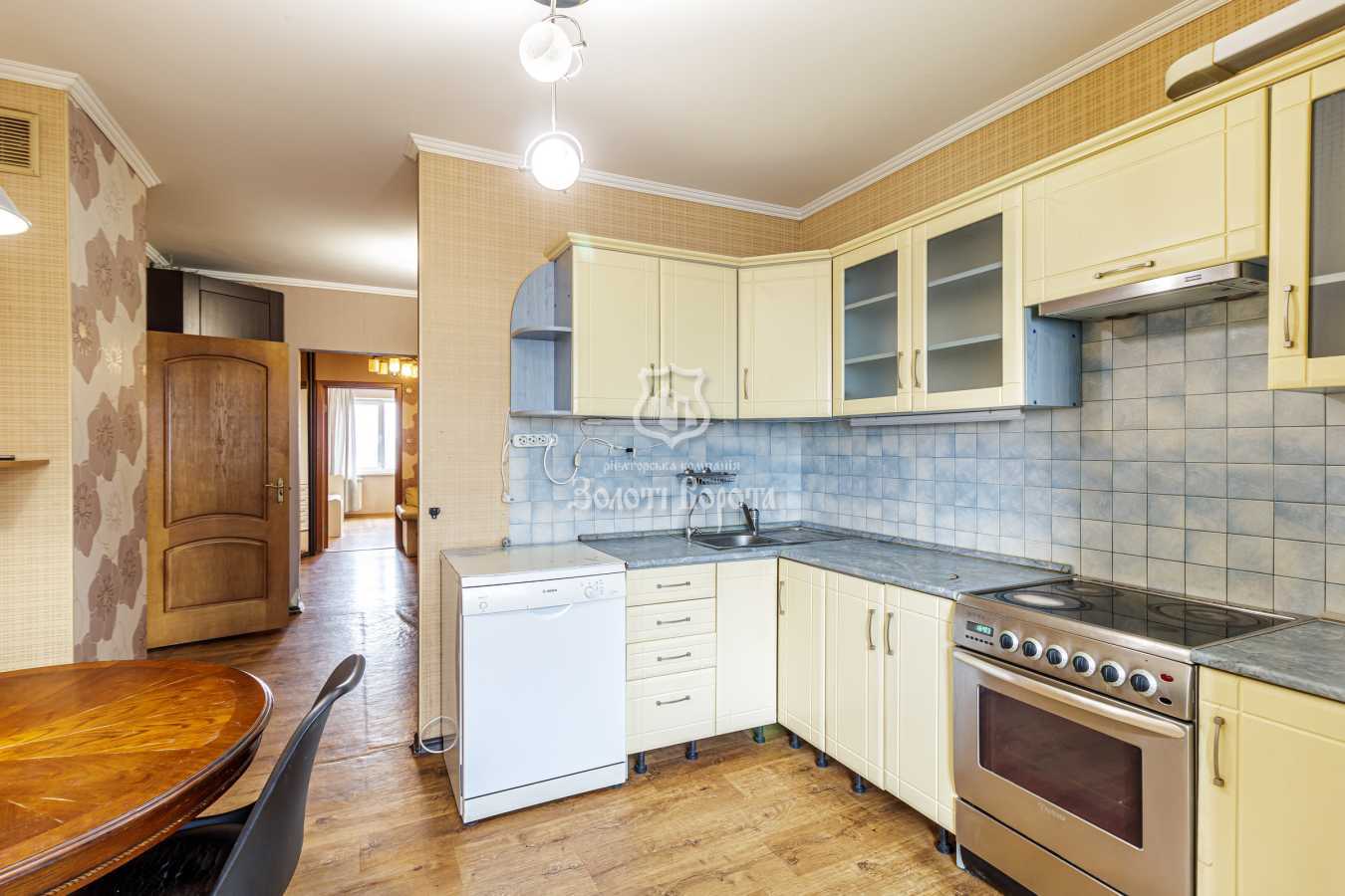 Продаж 3-кімнатної квартири 77.1 м², Миколи Закревського вул., 5