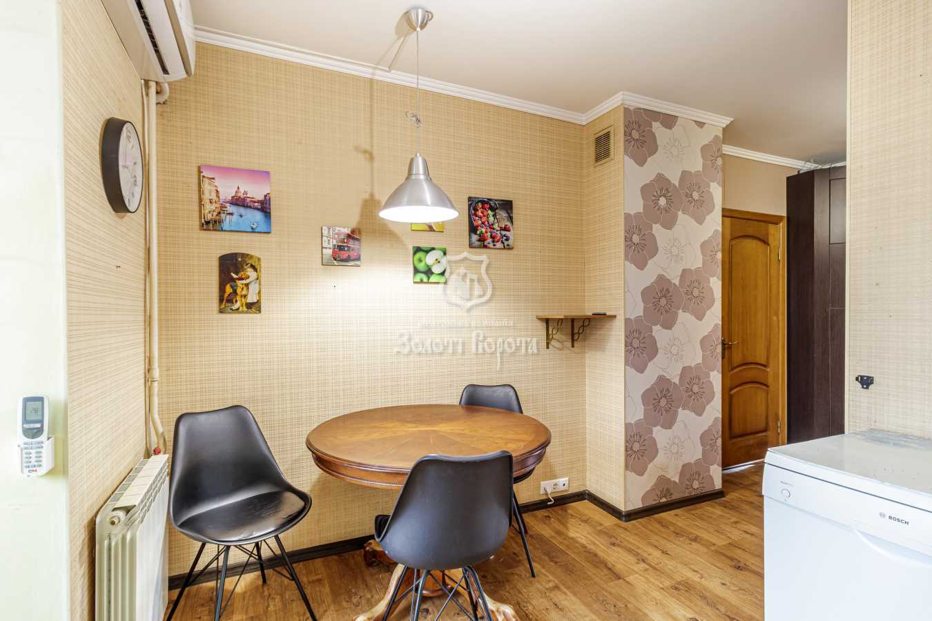 Продаж 3-кімнатної квартири 77.1 м², Миколи Закревського вул., 5