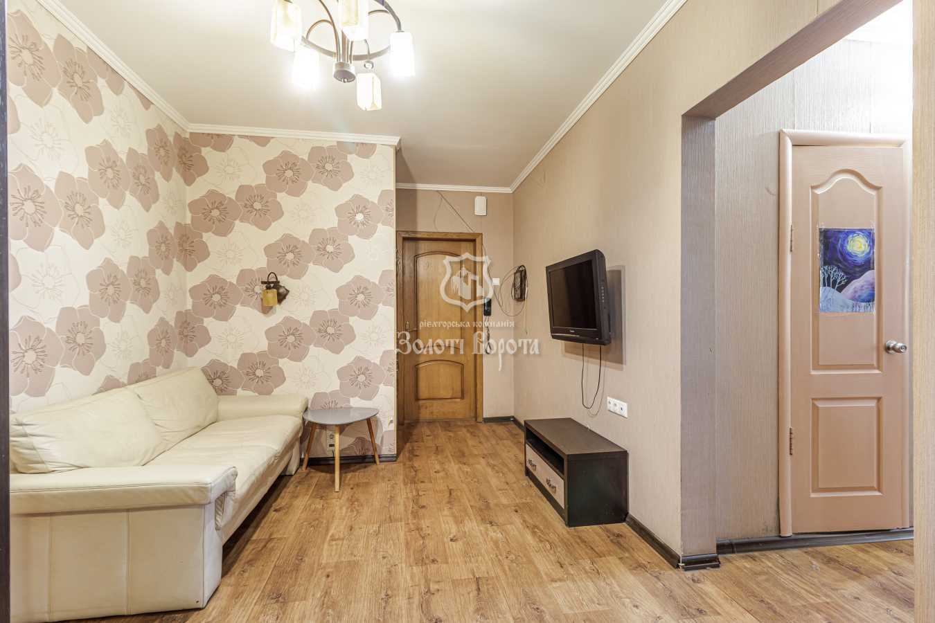 Продаж 3-кімнатної квартири 77.1 м², Миколи Закревського вул., 5