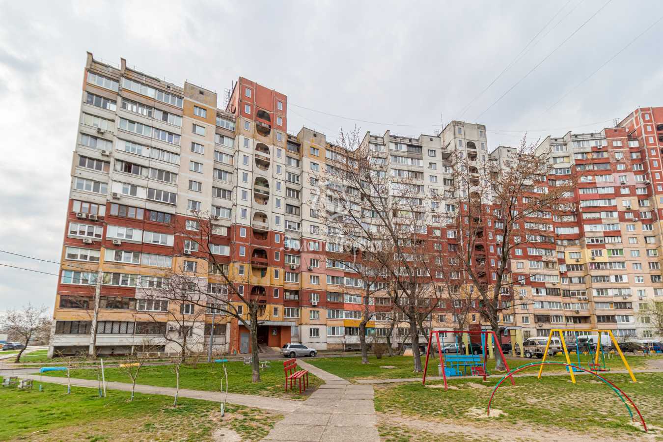 Продаж 3-кімнатної квартири 77.1 м², Миколи Закревського вул., 5