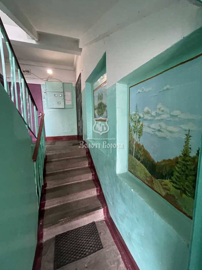 Продаж 3-кімнатної квартири 67.7 м², Миру, 28