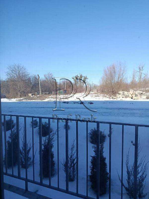 Продаж 1-кімнатної квартири 29 м², Молодіжна вул., 11-Б