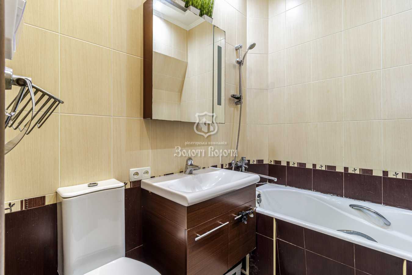 Продажа 2-комнатной квартиры 36.2 м², Владимира Антоновича ул., 12