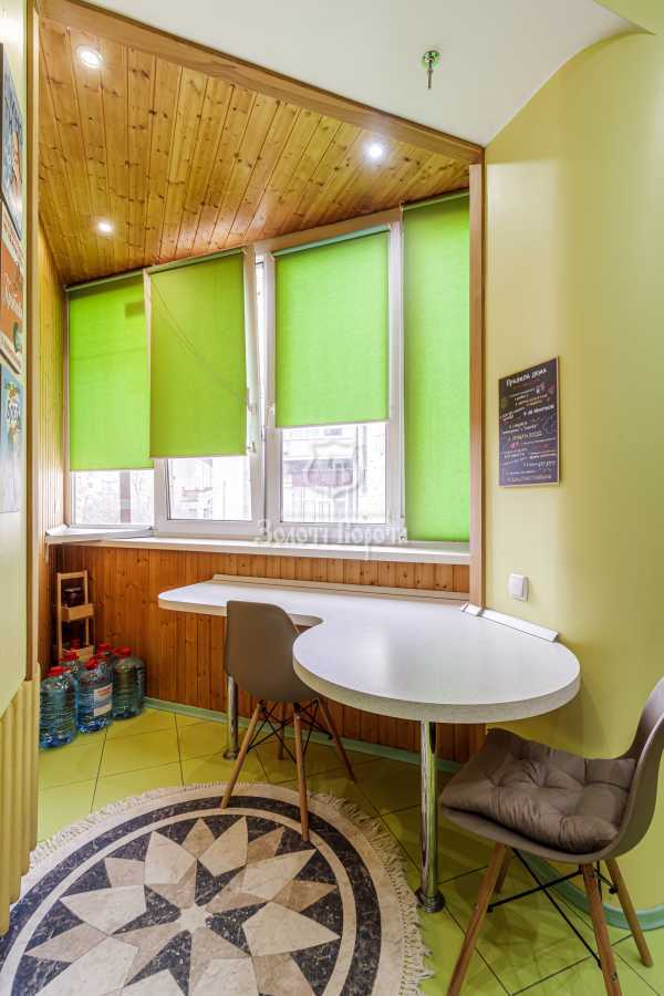 Продажа 2-комнатной квартиры 36.2 м², Владимира Антоновича ул., 12