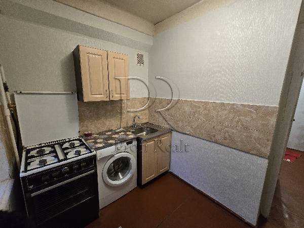 Продаж 1-кімнатної квартири 32 м², Березняківська вул., 20