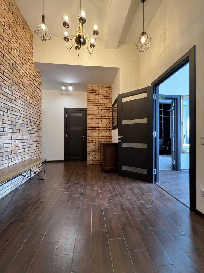 Продажа 3-комнатной квартиры 171 м², Ломоносова ул., 50/2