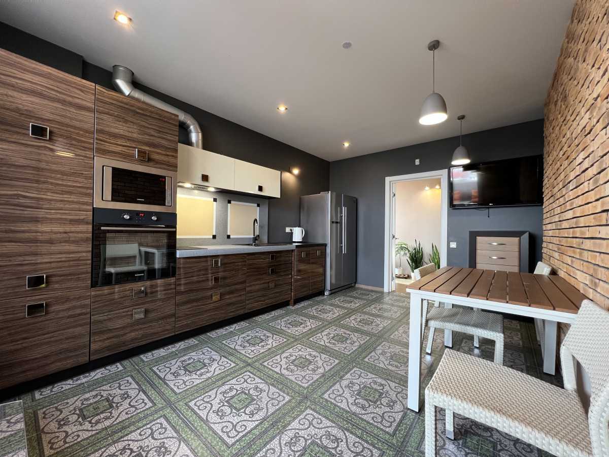 Продажа 2-комнатной квартиры 172 м², Ломоносова ул., 50/2