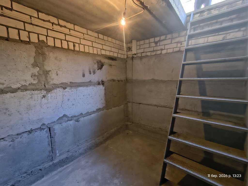 Продажа гаража 100 м², Николая Закревского ул., 93