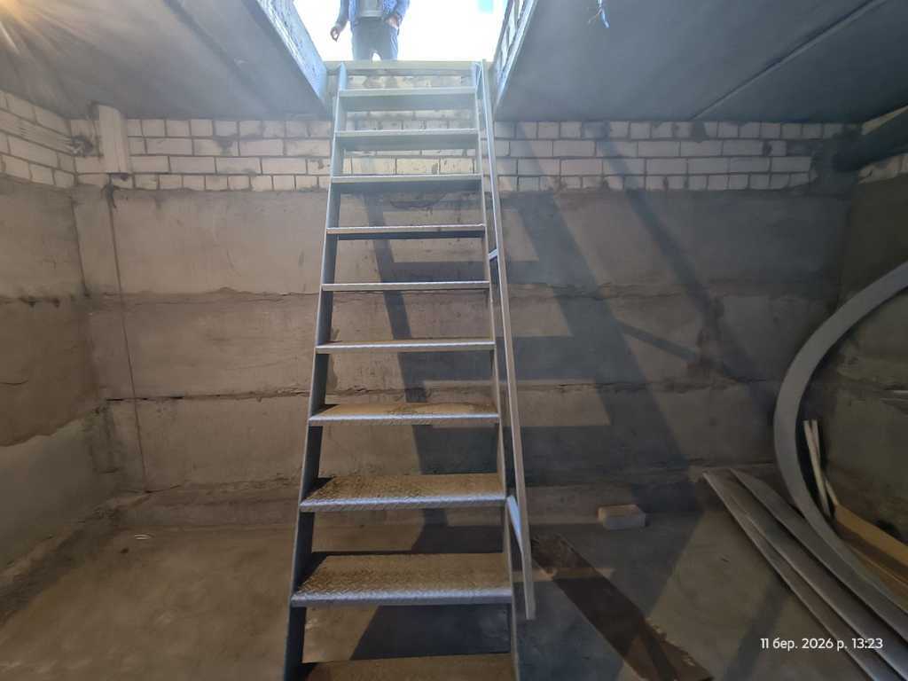 Продажа гаража 100 м², Николая Закревского ул., 93