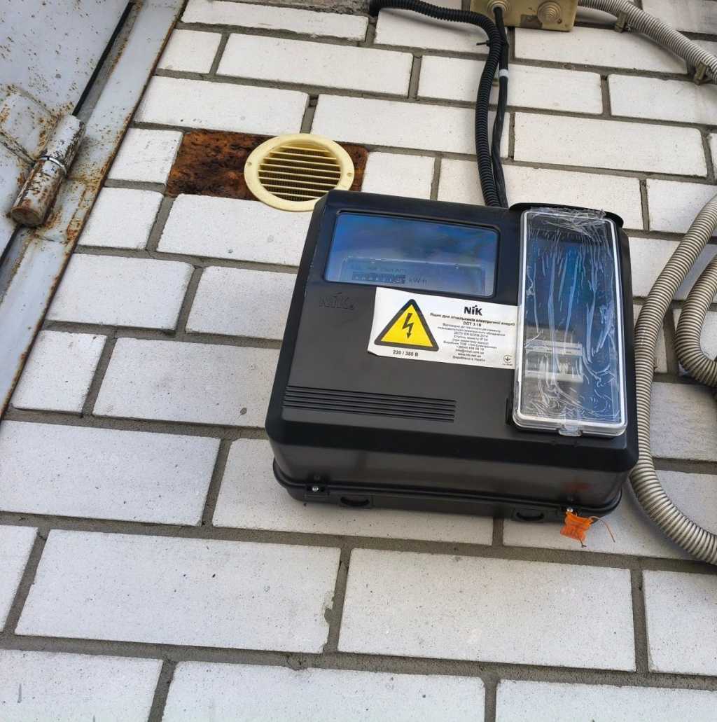 Продажа гаража 100 м², Николая Закревского ул., 93