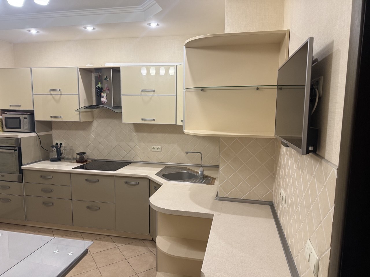 Оренда 2-кімнатної квартири 77 м², Марини Цвєтаєвої вул., 9