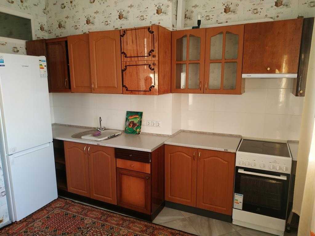 Аренда 1-комнатной квартиры 45 м², Строителей ул., 30