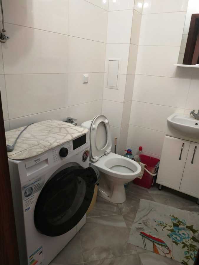 Аренда 1-комнатной квартиры 45 м², Строителей ул., 30