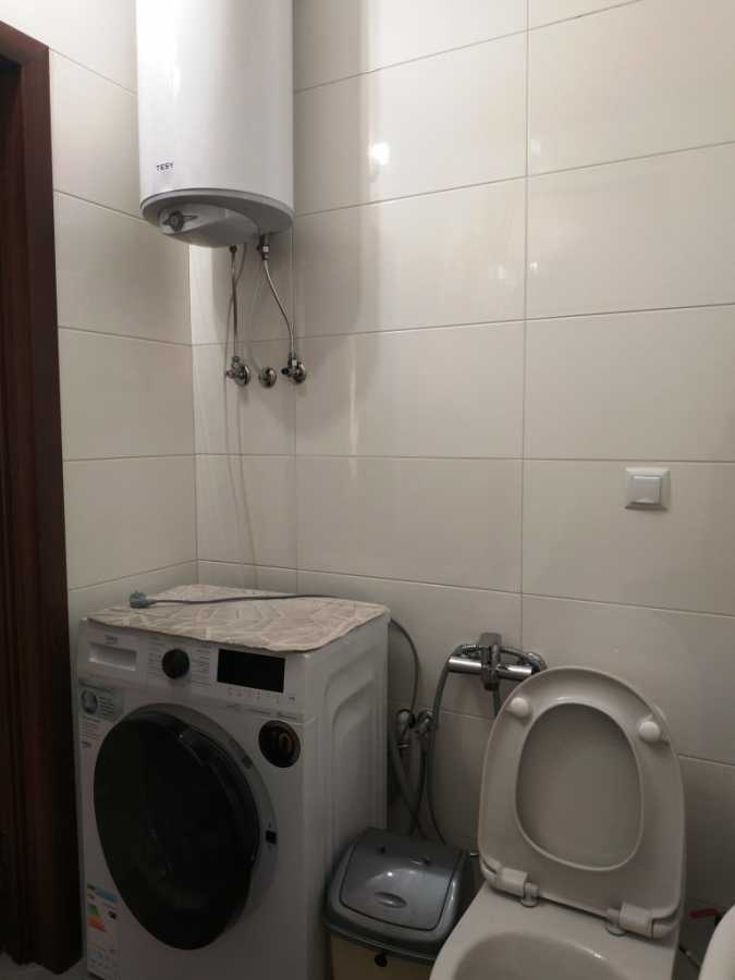 Аренда 1-комнатной квартиры 45 м², Строителей ул., 30