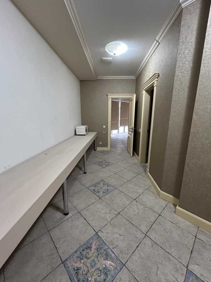 Продажа 4-комнатной квартиры 248 м², Большая Васильковская ул., 72