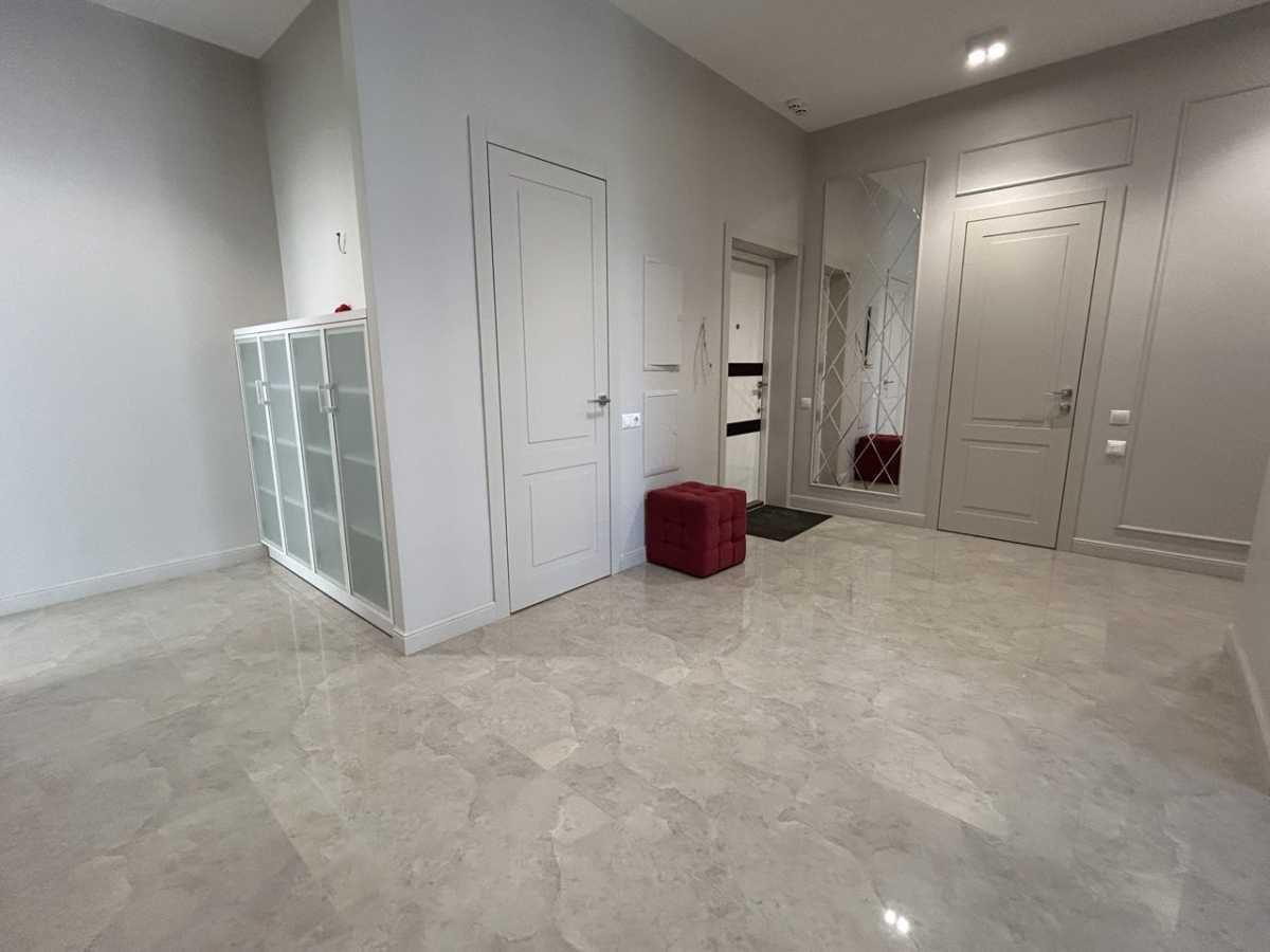 Продаж 3-кімнатної квартири 101 м², Кирило-Мефодіївська вул., 2