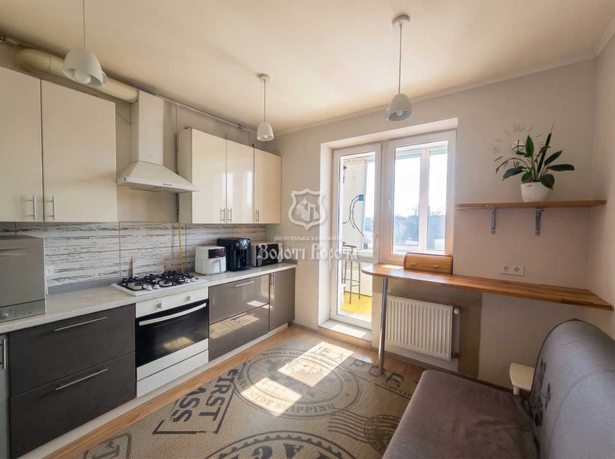 Продаж 1-кімнатної квартири 43 м², Партизанська вул., 1А