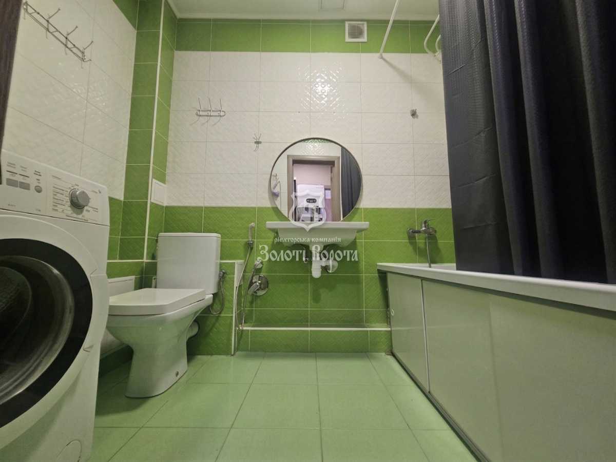 Продаж 1-кімнатної квартири 43 м², Партизанська вул., 1А