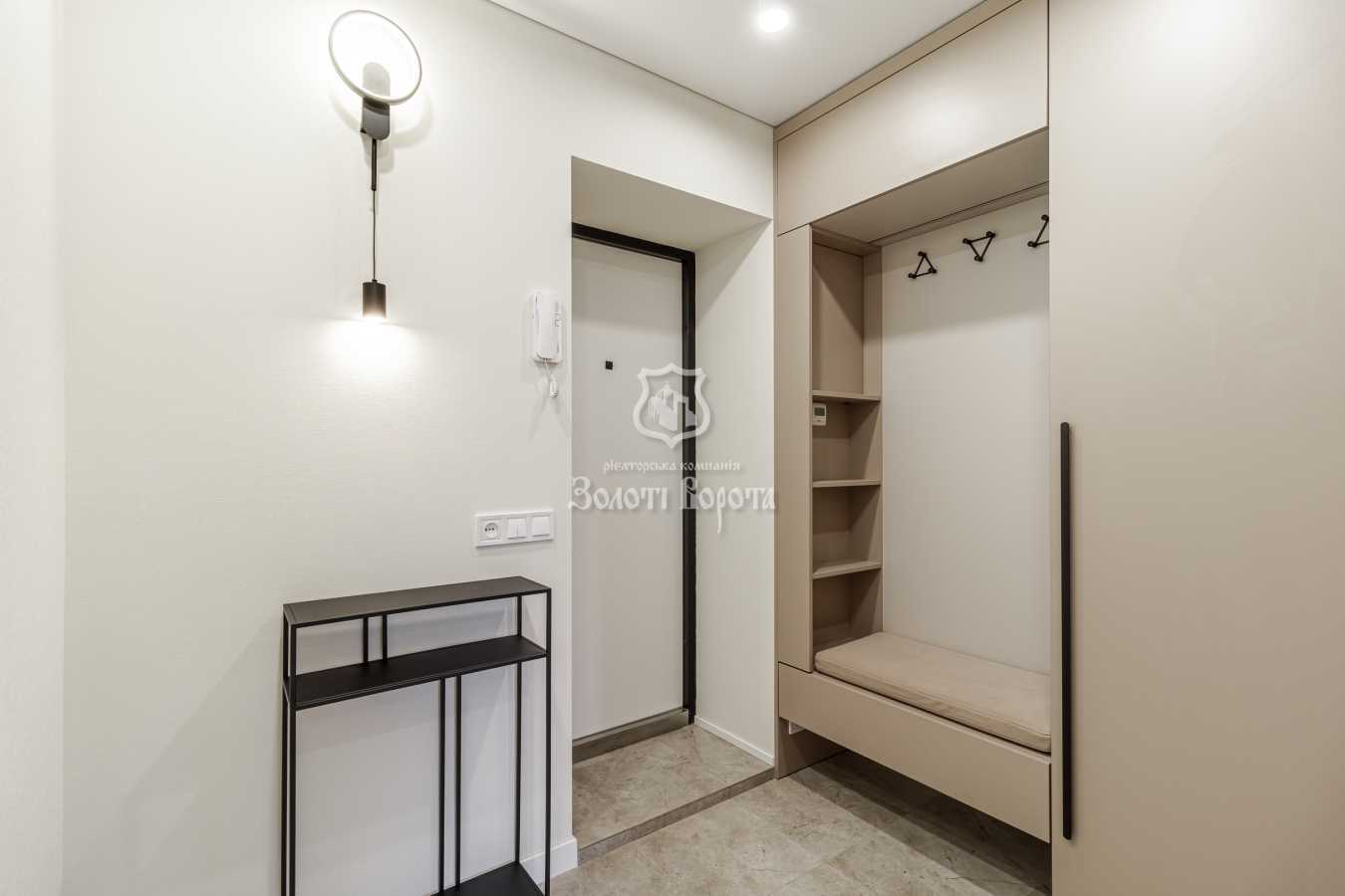 Продажа 1-комнатной квартиры 43 м², Русановская наб., 16