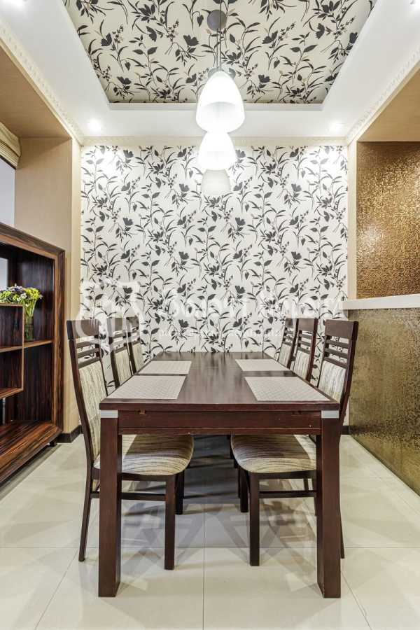 Продажа 2-комнатной квартиры 70 м², Жилянская ул., 59