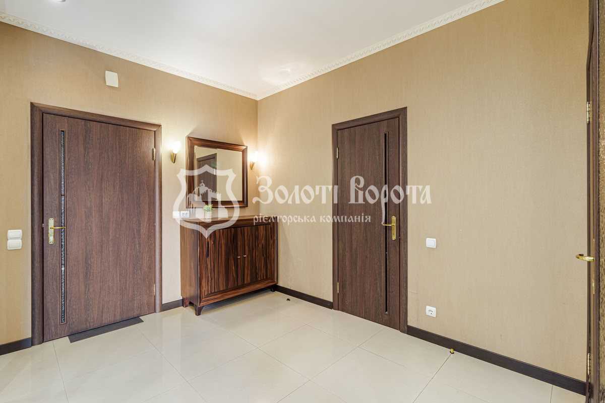 Продажа 2-комнатной квартиры 70 м², Жилянская ул., 59