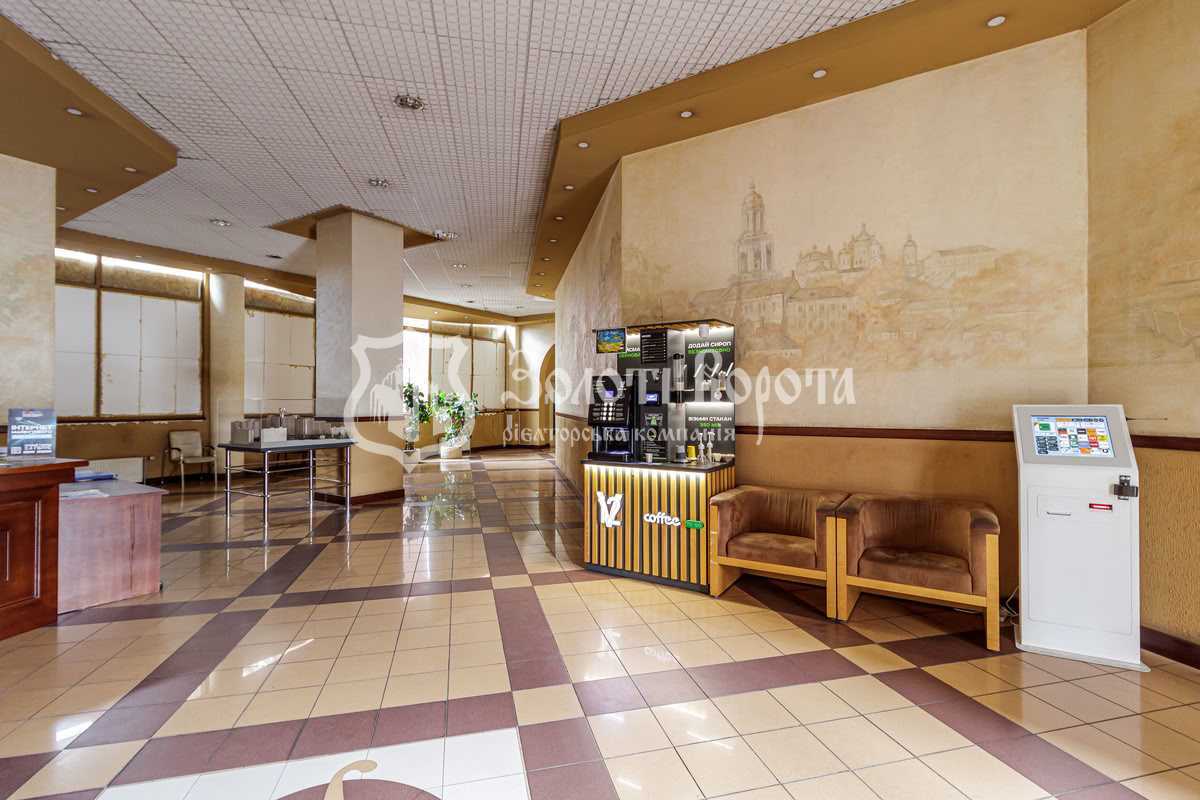 Продажа 2-комнатной квартиры 70 м², Жилянская ул., 59