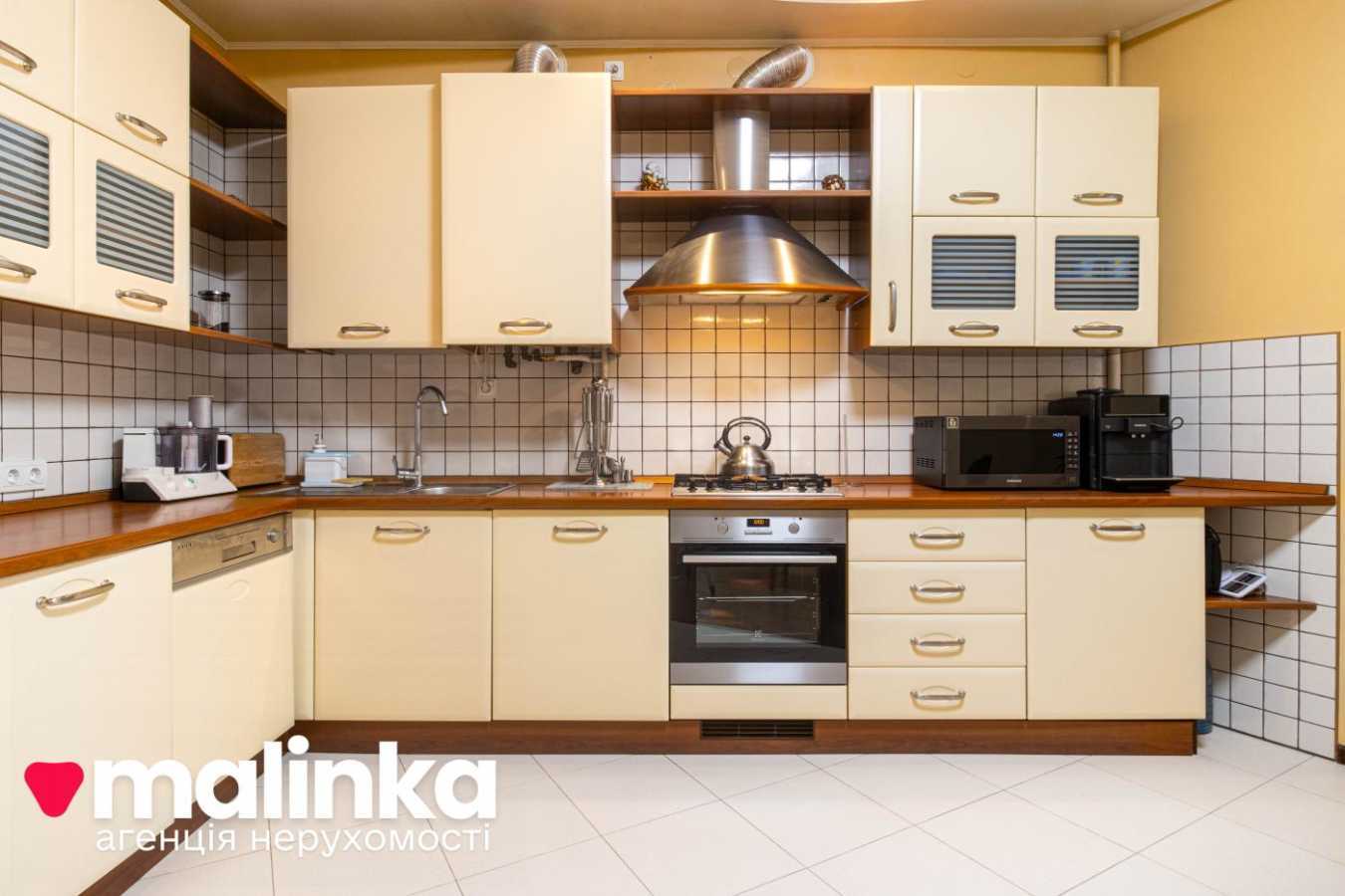 Продажа 3-комнатной квартиры 99.2 м², Академика Ефремова ул., 13