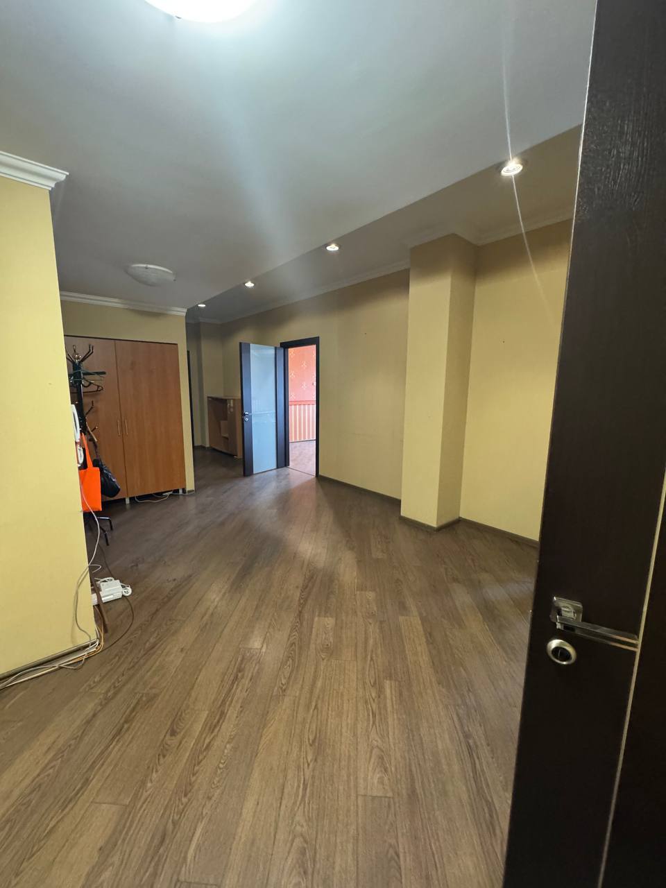 Аренда помещения свободного назначения 110 м², Французский бул., 9