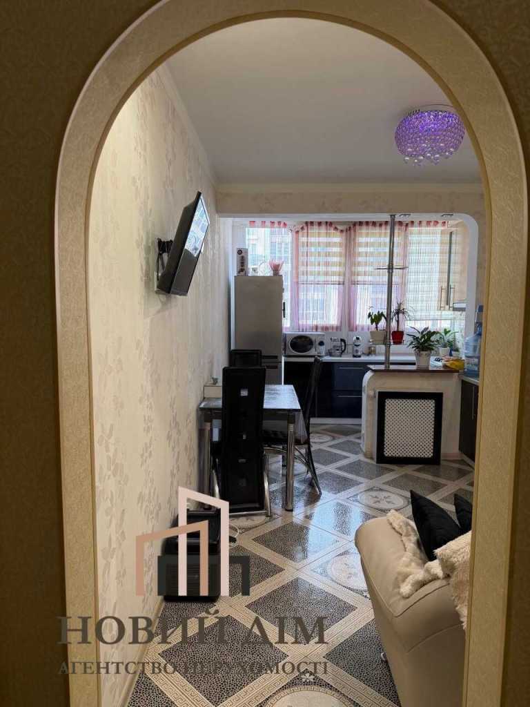 Продаж 1-кімнатної квартири 50.8 м², Метрологічна вул., 9В