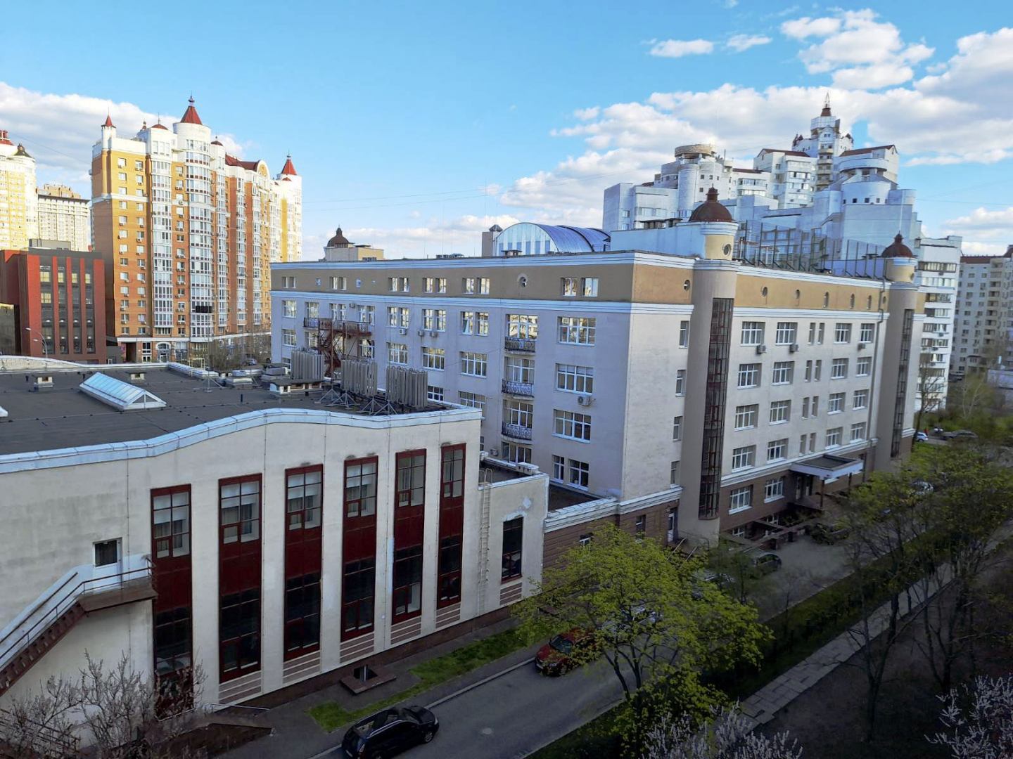 Оренда 2-кімнатної квартири 45 м², Зої Гайдай вул., 3