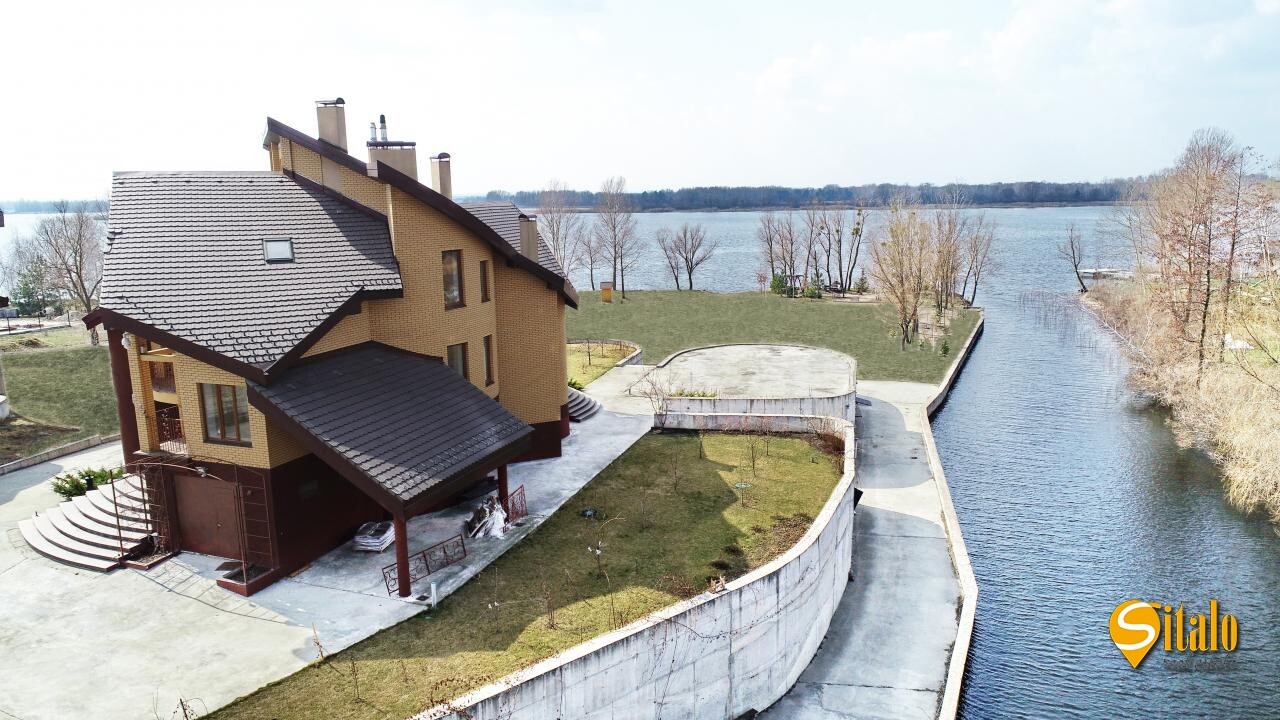 Продаж будинку 500 м², 1-а Озерна вул.