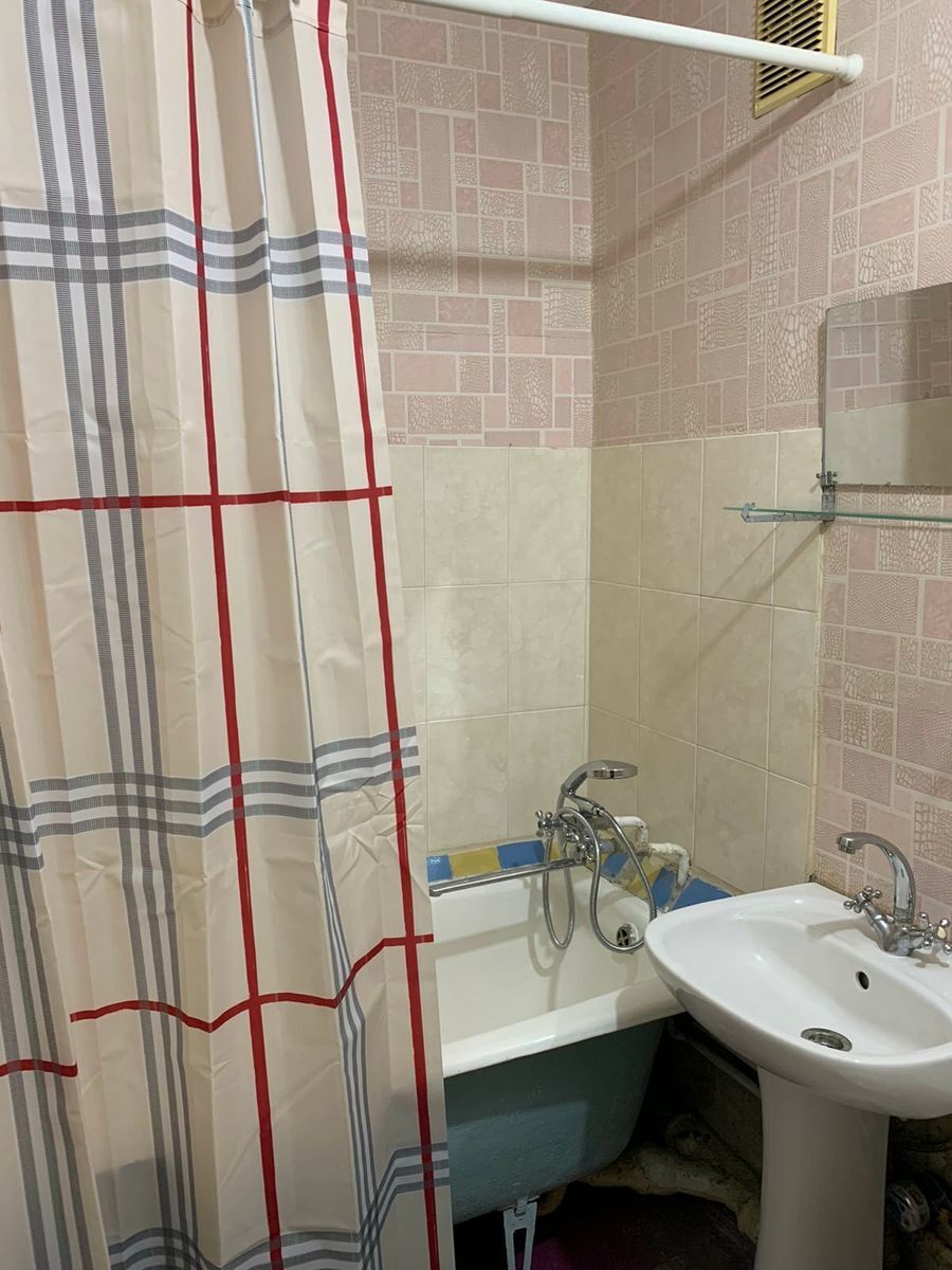 Аренда 1-комнатной квартиры 33 м², Дружбы Народов бул., 6А