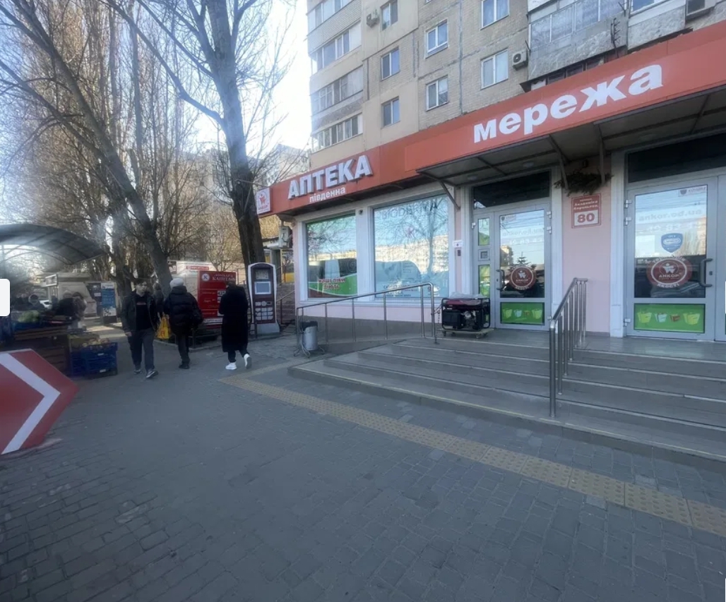 Аренда торгового помещения 108 м², Академика Королева ул.