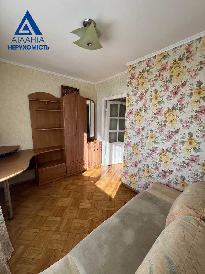 Продажа 4-комнатной квартиры 87 м², Елены Кульчицкой ул., Пчілки, 25