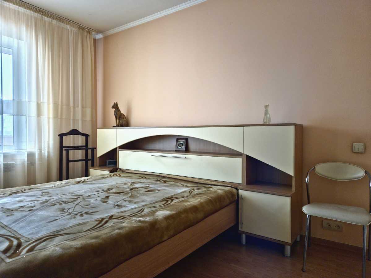 Продажа 2-комнатной квартиры 52.4 м², Радужная ул., 71