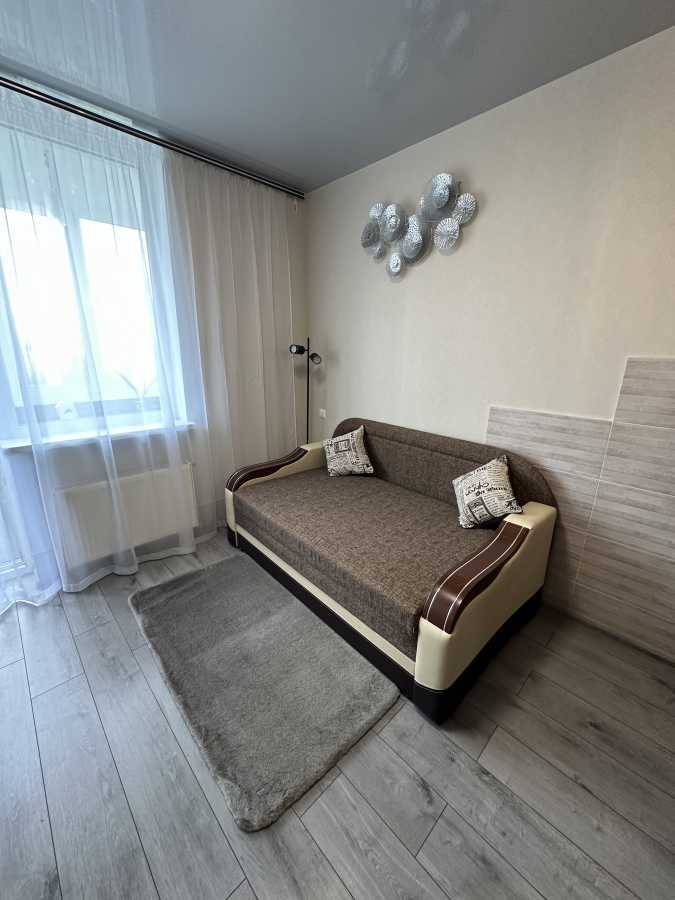 Оренда 1-кімнатної квартири 30 м², Полевая вул., 73