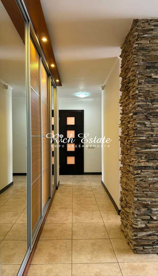 Оренда 3-кімнатної квартири 110 м², 40-летия Октября, 68