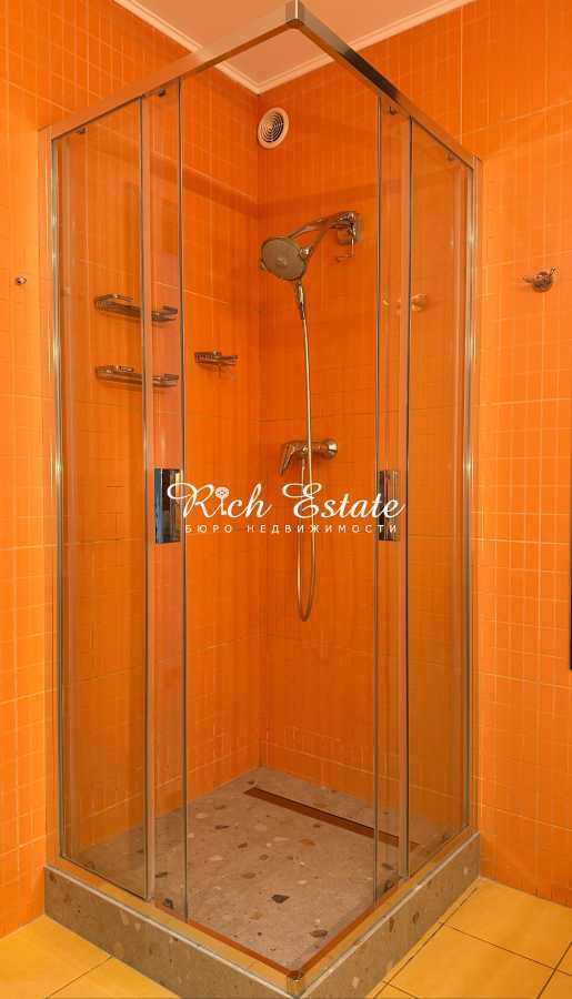 Оренда 3-кімнатної квартири 110 м², 40-летия Октября, 68