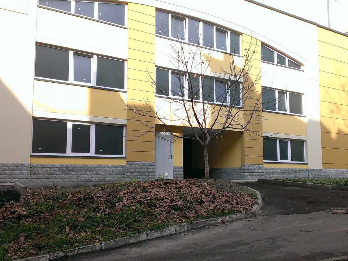 Оренда парковки 18 м², Олеся Гончара вул., 45В