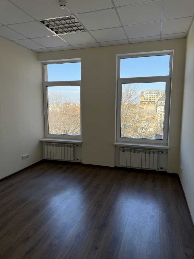 Оренда офісу 96.5 м², Нижній Вал вул., 15