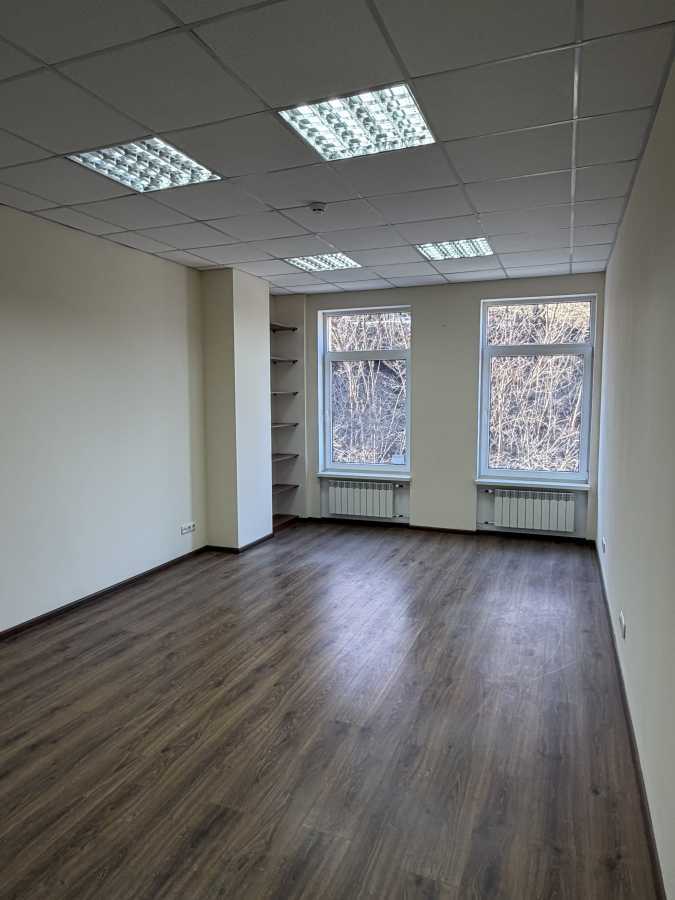 Оренда офісу 96.5 м², Нижній Вал вул., 15