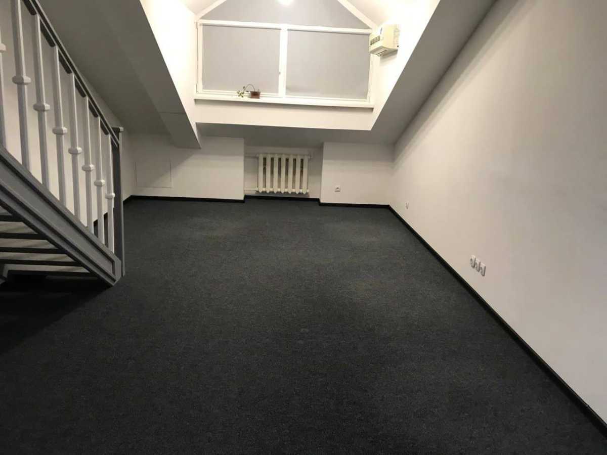 Оренда офісу 400 м², Ольгинська, 2/1