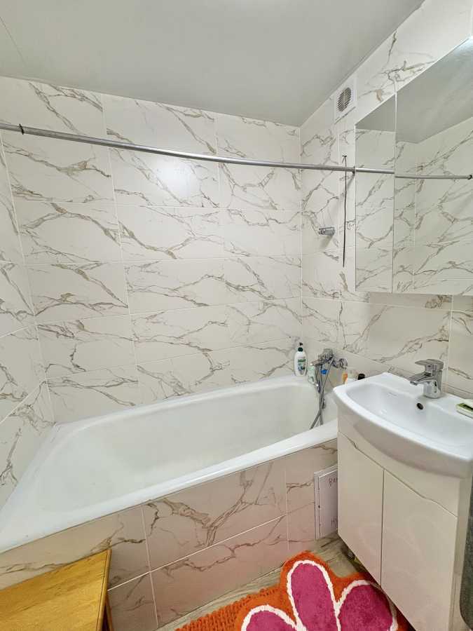 Продаж 2-кімнатної квартири 59 м², Миколи Закревського вул., 5