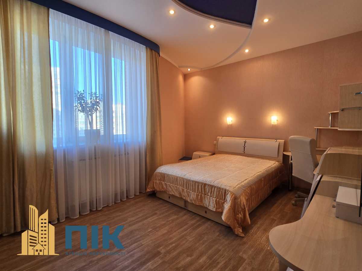 Продажа 2-комнатной квартиры 80 м², Героев Сталинграда просп., 10А К1