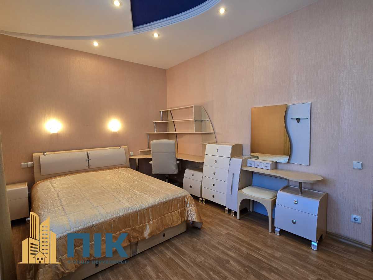 Продажа 2-комнатной квартиры 80 м², Героев Сталинграда просп., 10А К1