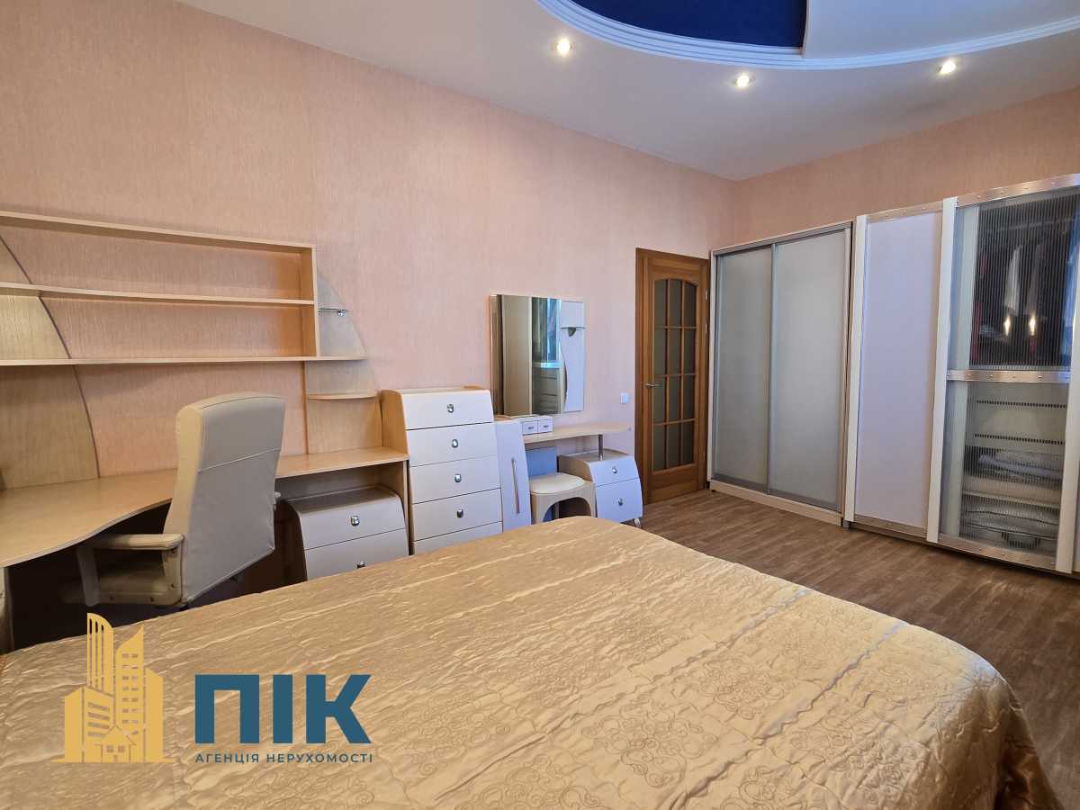 Продажа 2-комнатной квартиры 80 м², Героев Сталинграда просп., 10А К1